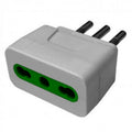 Enchufe Adaptador Simple 10-16a 8210