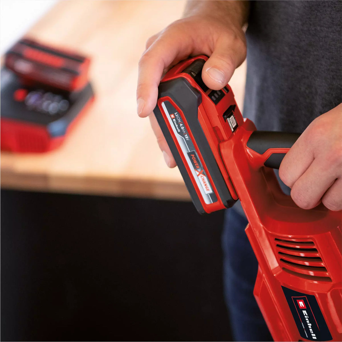 Einhell Aspiradora Te-sv 18 Li-solo 2347187 + Bateria 4 Ah Y Cargador