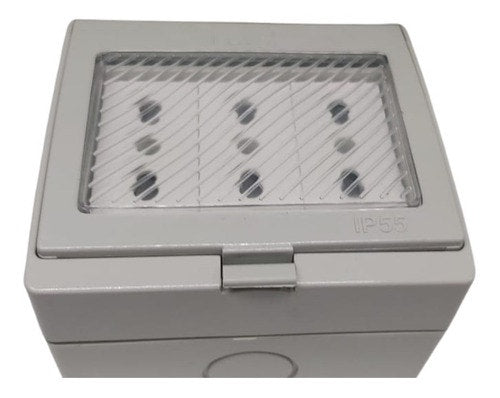Caja Electrica Hidrobox Armada Enchufe Triple10/16 Ip55