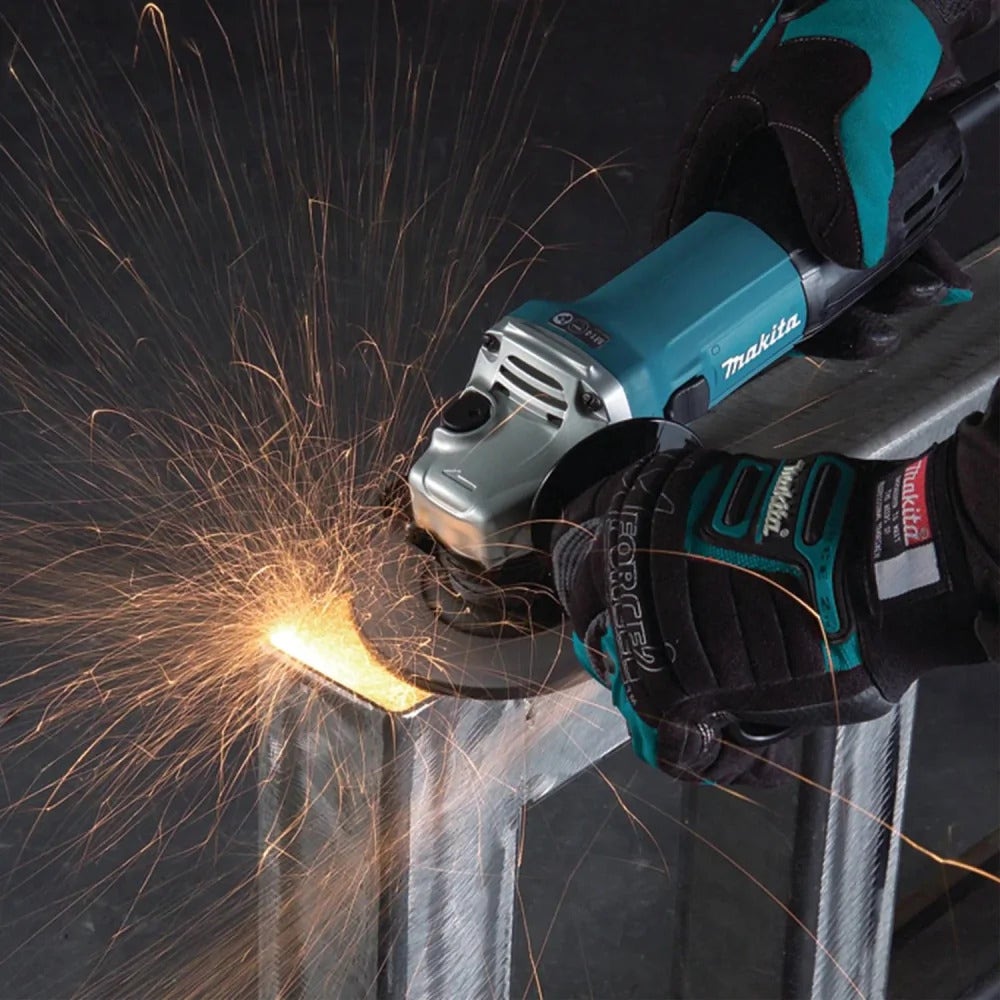 Makita Esmeril Angular 9&acute; 2700w 6.3 Kg. H/m. Ga9082x1