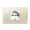 Bticino Enchufe Emb  Shuko Nobile Blanco  Af2150Eb