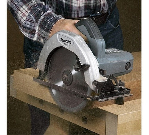 Makita Sierra Circular 7 1/4&acute; M5801G