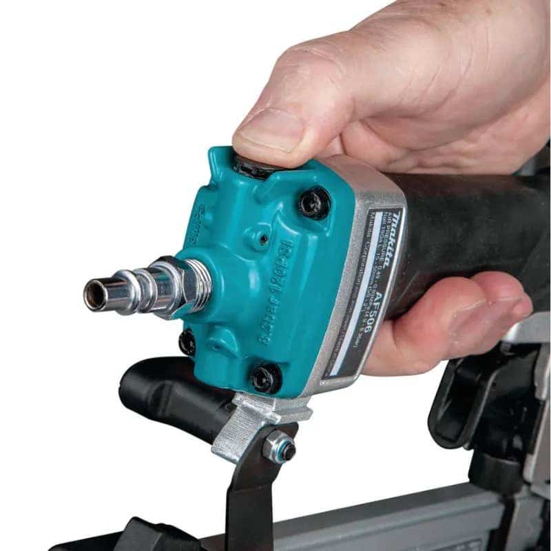 Makita Clavadora Neumatica 18ga    Af506