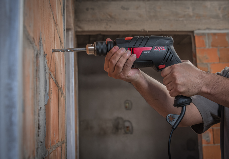 Skil 6555 Taladro 13Mm 570W + 10 Acc